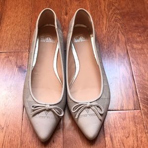 Summit White Mountain flat size 39